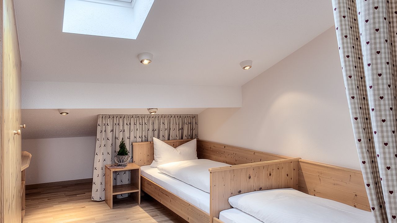 Zweibettzimmer Zweibettzimmer